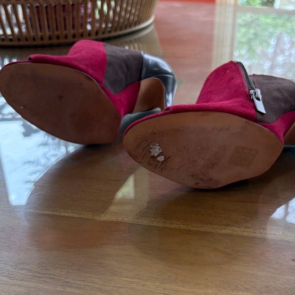Elie Tahari Burgundy and Black Suede Peep-Toe Ankle Booties - Picture 4 of 5